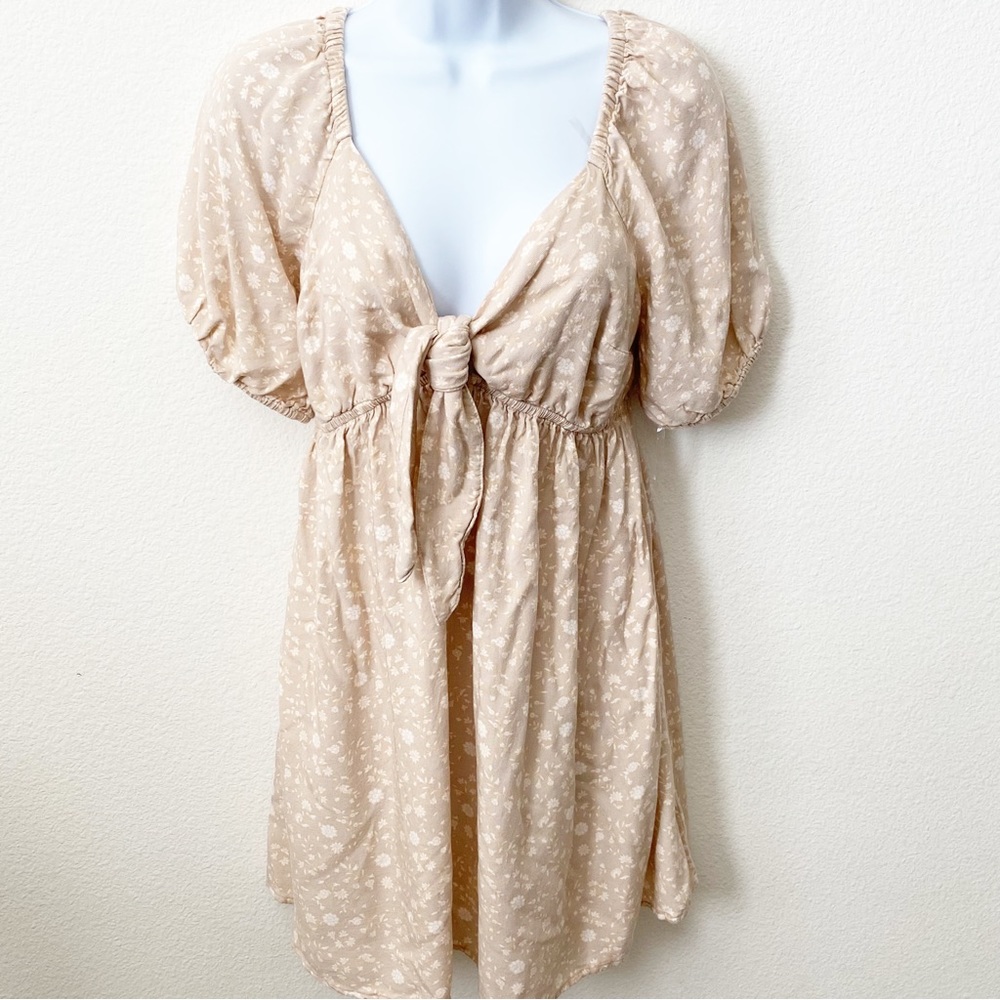 Ingrid & Isabel, Maternity Puffed Sleeve Front Tie Smock Dress